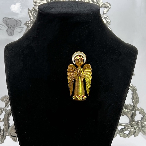 Jewelry - Vintage 1960’s ART Christmas Angel Pin/Brooch